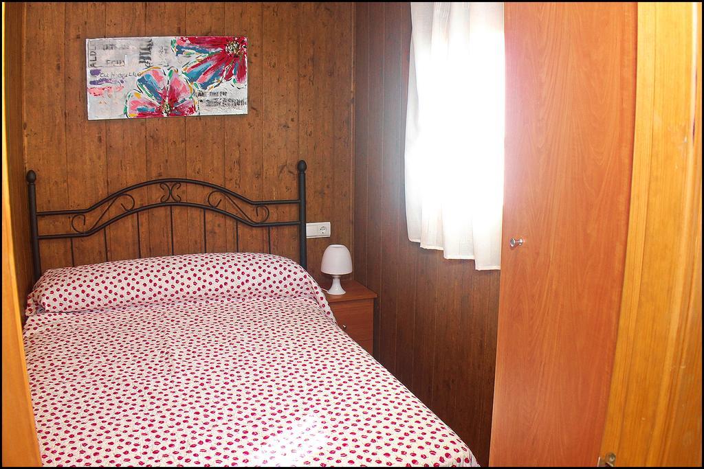 Bungalow Curro Pareja 131 โกนิล เด ลาฟรอนเตรา ภายนอก รูปภาพ
