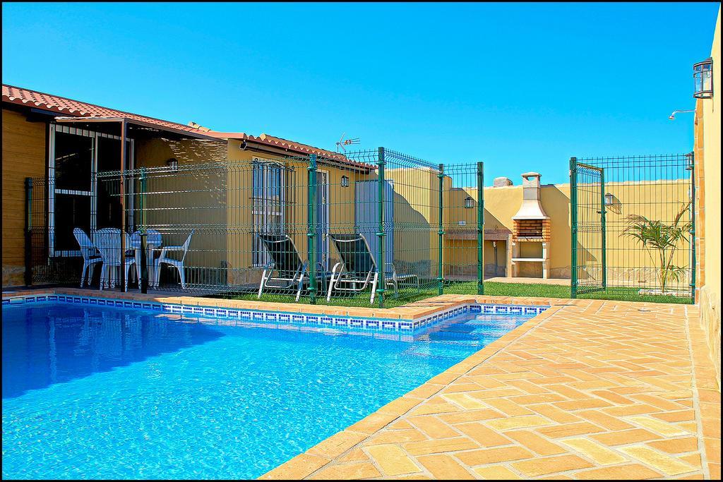 Bungalow Curro Pareja 131 โกนิล เด ลาฟรอนเตรา ภายนอก รูปภาพ